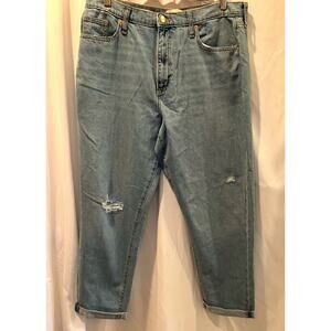 Universal Thread Boyfriend Jean - Distressed with Rolled Cuff - NWOT - Size 10